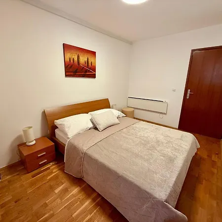 Val By Interhome Apartament *