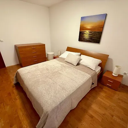Apartament Val By Interhome *